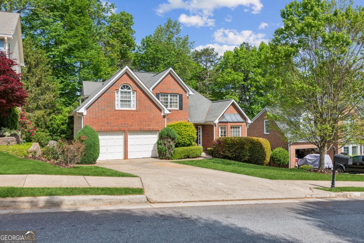 545 Creek Landing LN