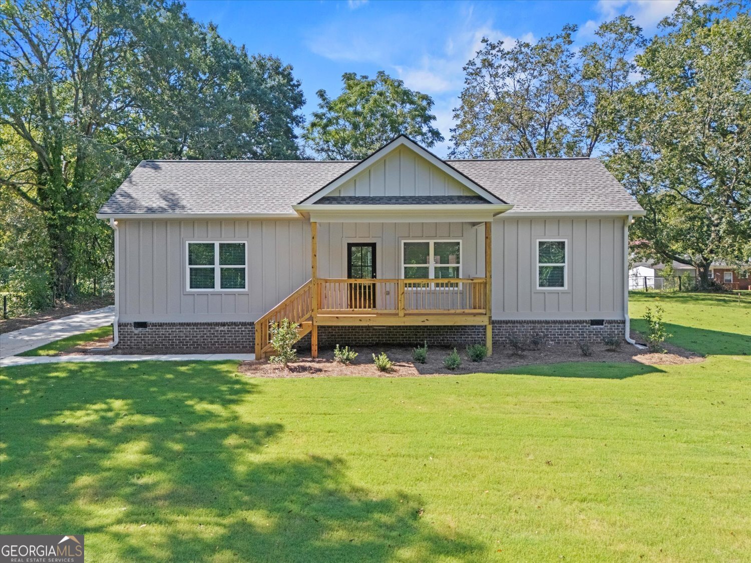New Construction only 5 minutes to Campus, Downtown Athens, Shopping and Dining. This affordable ranch is not only practical, but also adorable! Inside you will find 2 Bedrooms and an additional "flex room". There are also 3 full Bathrooms which makes this a gem for a ideal roommate scenario. Stainless Steel appliances, Additional pad in the rear, covered front porch makes this home SUPER CHARMING and definitely one that you do not want to miss!