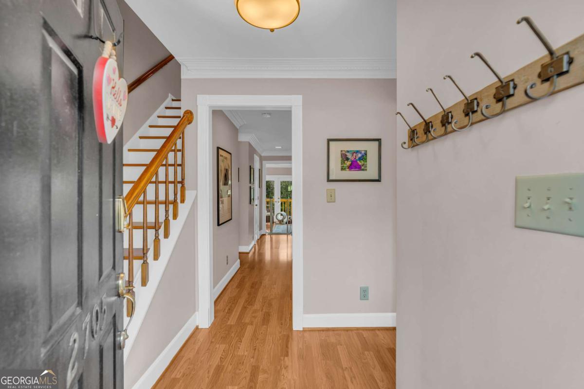 2705 Holcomb Springs DR