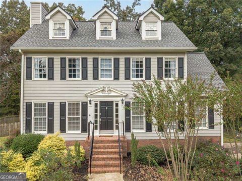 5040 PURITAN DR Sugar Hill GA 30518