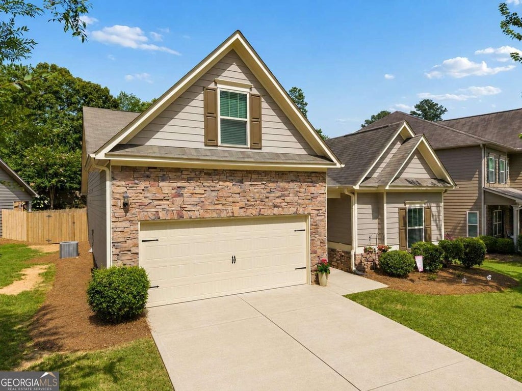 Photo of 137 Stone Manor Court, Woodstock, GA 30188 (MLS # 10811510)