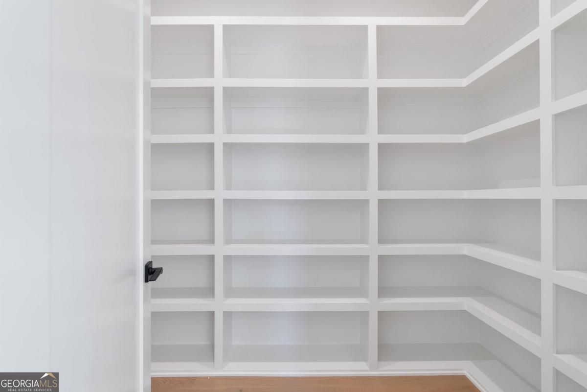 5-Lot Enclave - Residential