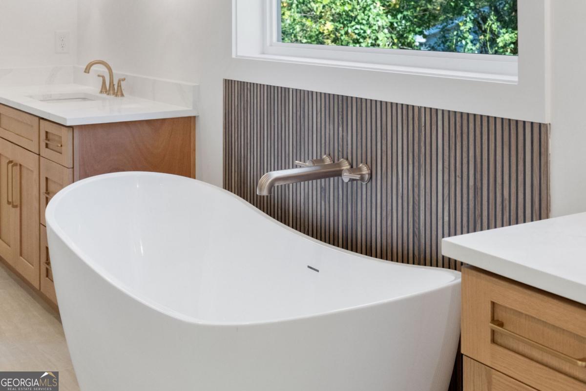 5-Lot Enclave - Residential