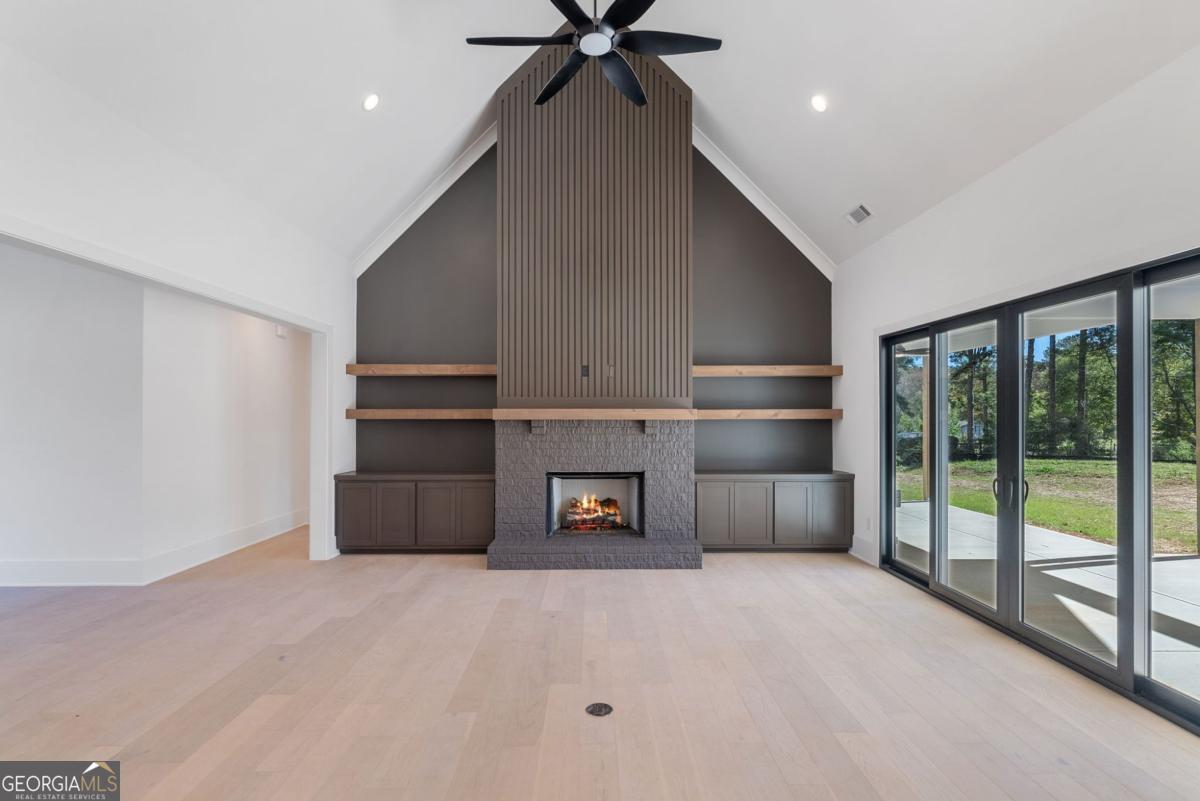 5-Lot Enclave - Residential