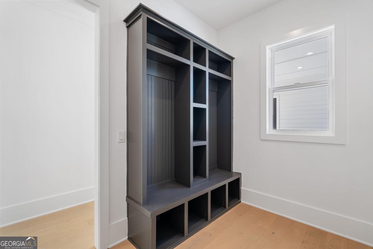 5-Lot Enclave - Residential