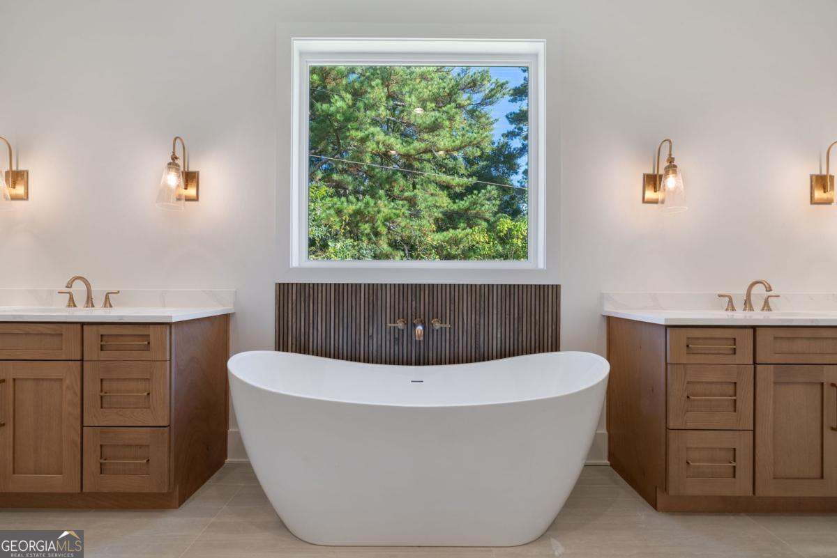 5-Lot Enclave - Residential