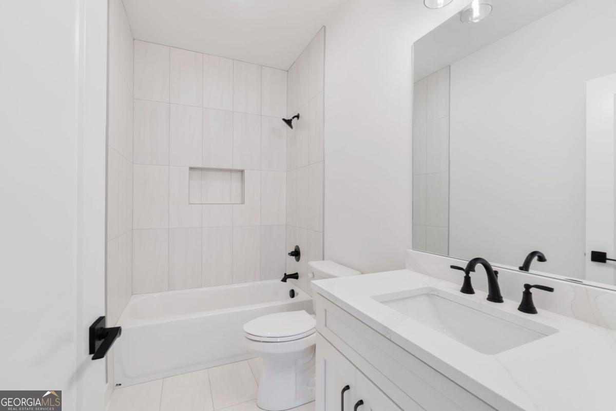 5-Lot Enclave - Residential