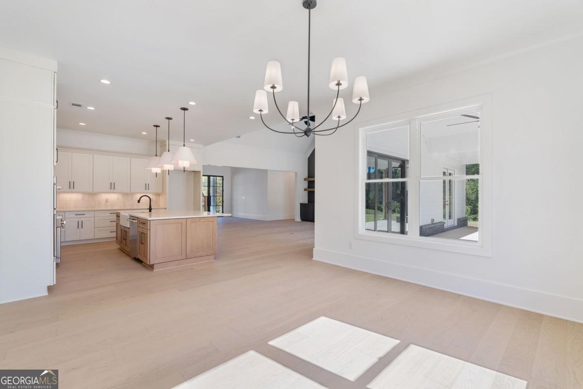 5-Lot Enclave - Residential