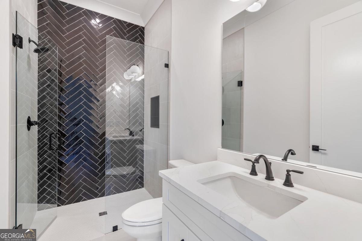 5-Lot Enclave - Residential