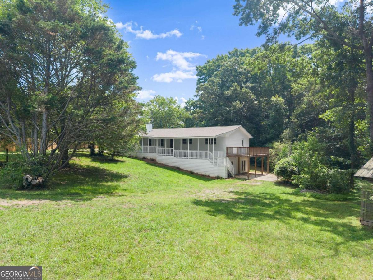 5198 Holly Springs RD