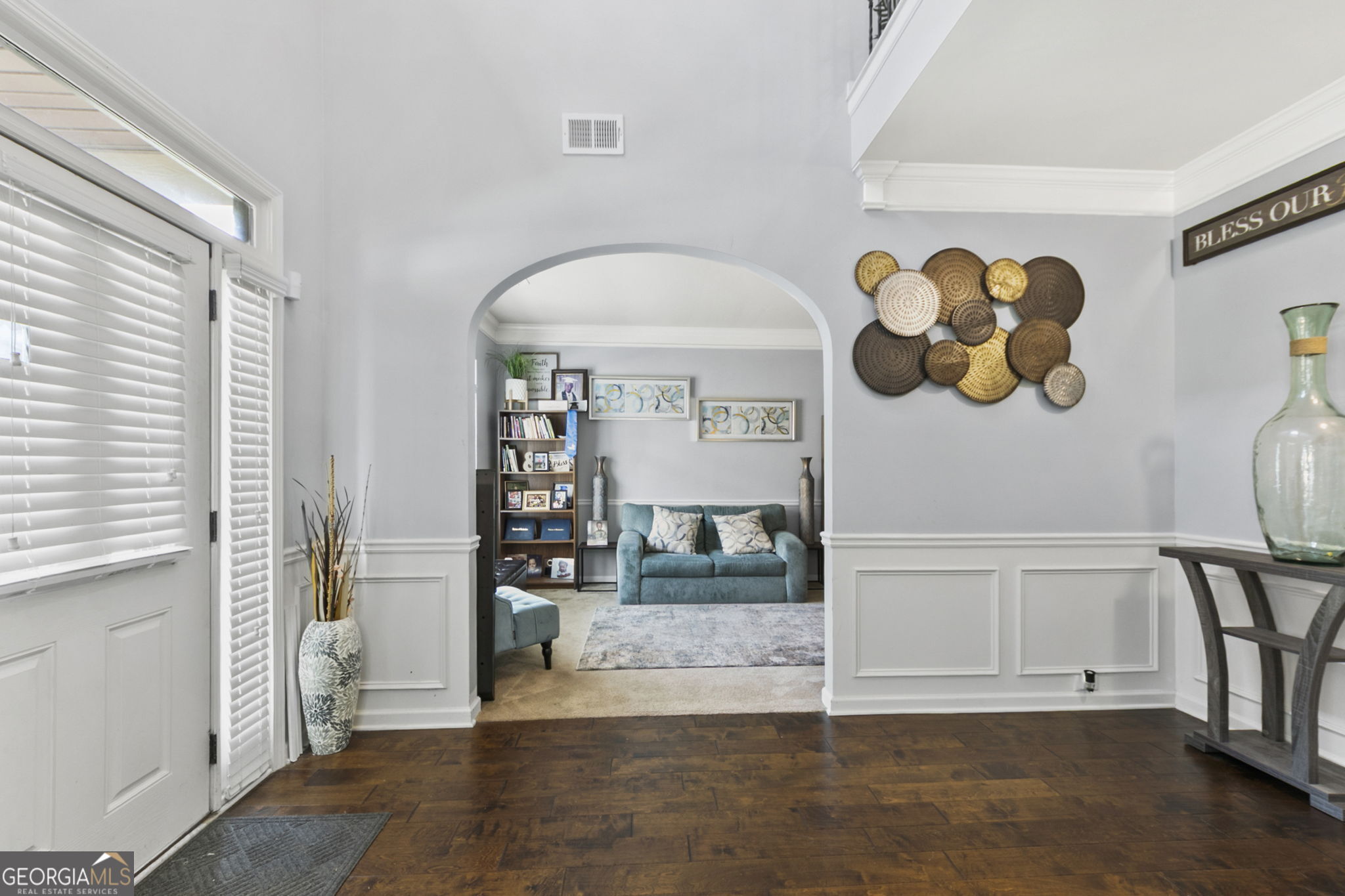 3736 Valley Bluff LN