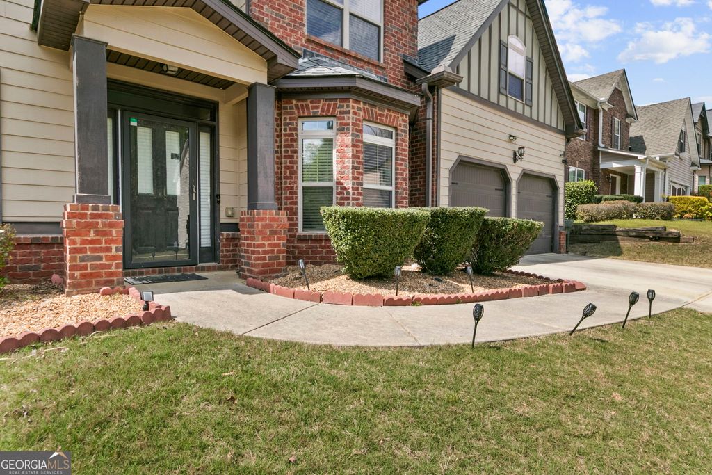 Photo of 3736 Valley Bluff Lane, Snellville, GA 30039 (MLS # 10724807)