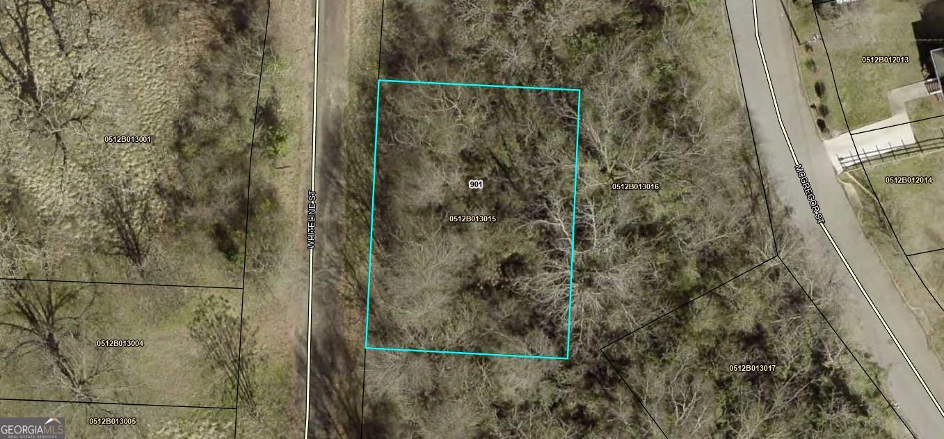 Vacant Lot. Perfect for building/development. Minutes from downtown.