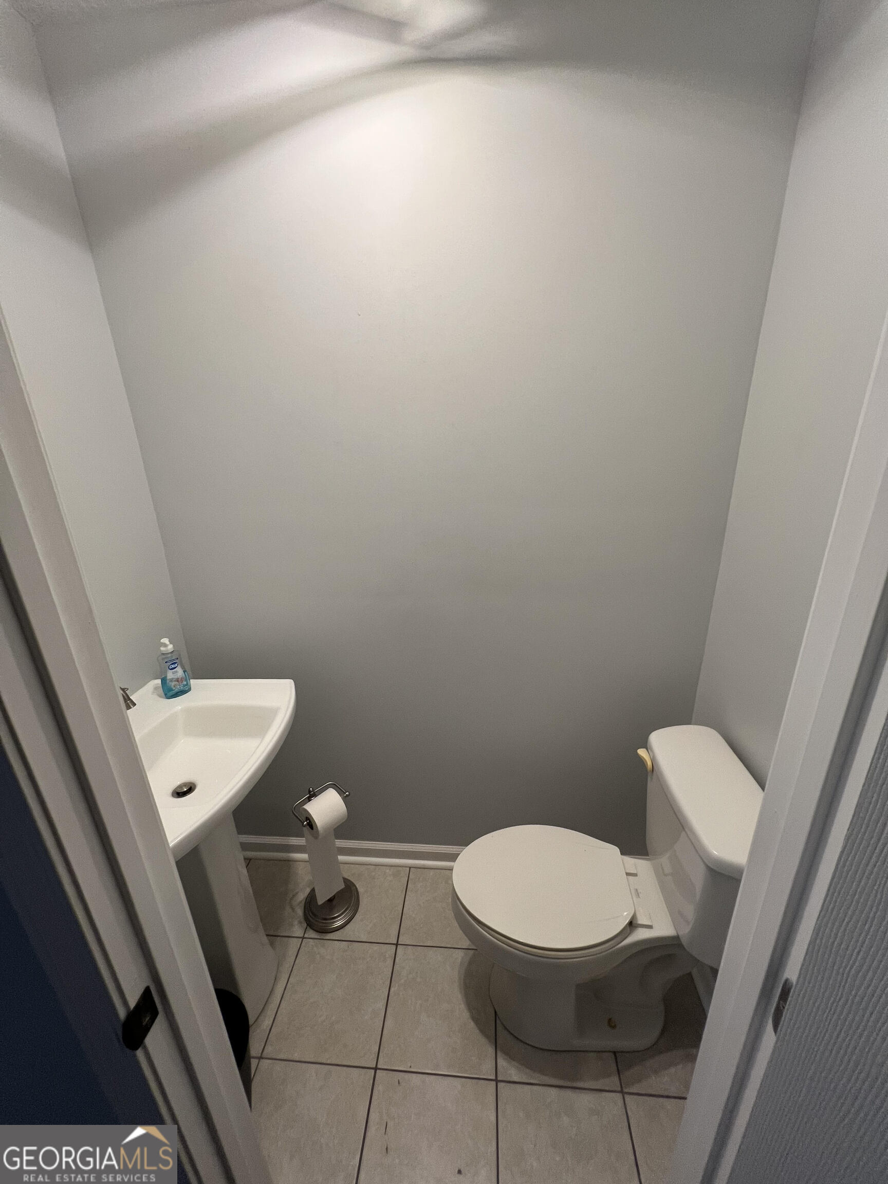 56 Glenridge DR