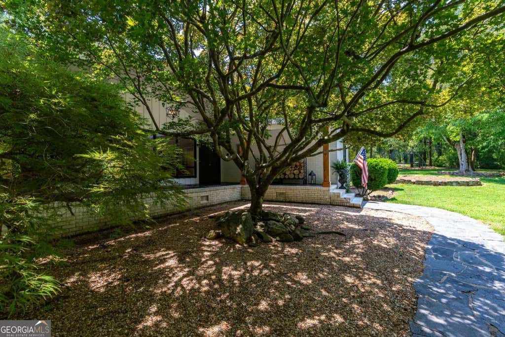Photo of 2425 Spratlin Mill Road, Hull, GA 30646 (MLS # 10823852)