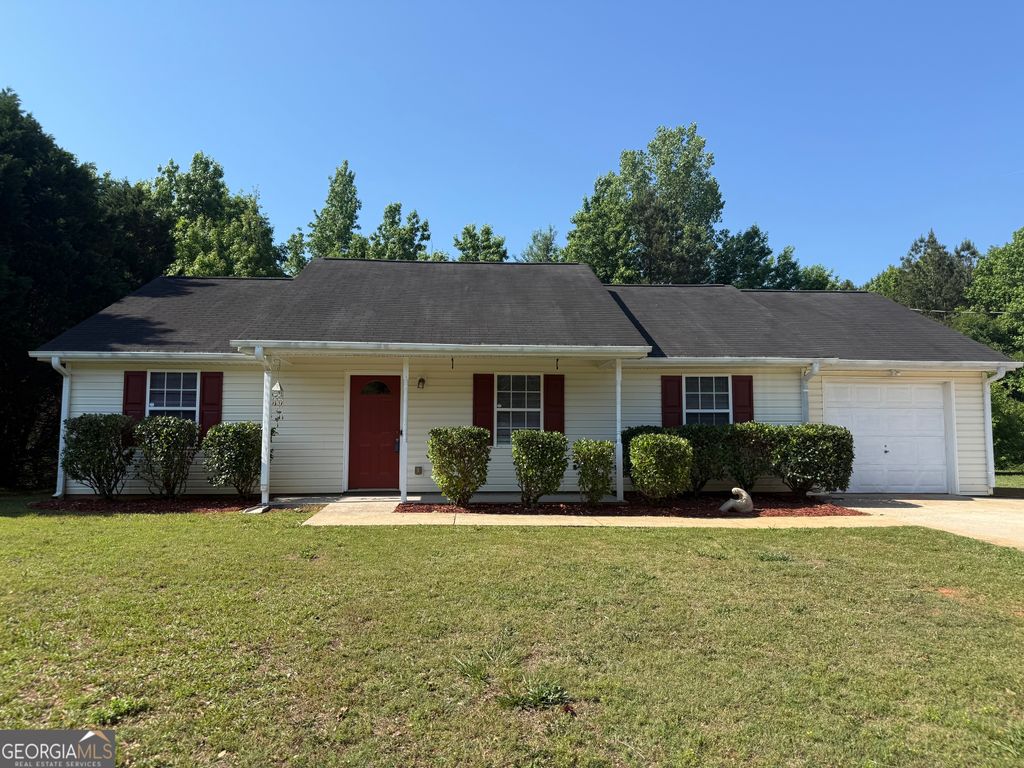 Photo of 25 Hunters Ridge Drive, Covington, GA 30014 (MLS # 10768650)