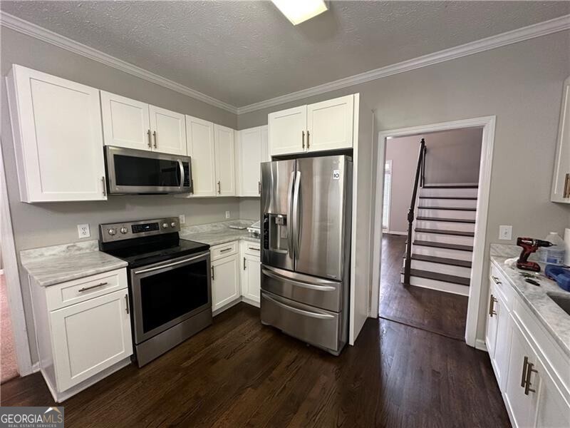 Stone Mountain, Georgia 30087, United States, 4 Bedrooms Bedrooms, ,3 BathroomsBathrooms,Residential,Active,129335