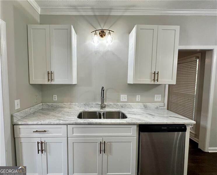 Stone Mountain, Georgia 30087, United States, 4 Bedrooms Bedrooms, ,3 BathroomsBathrooms,Residential,Active,129335