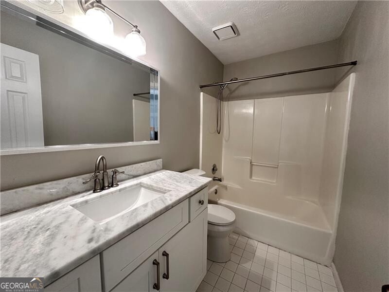 Stone Mountain, Georgia 30087, United States, 4 Bedrooms Bedrooms, ,3 BathroomsBathrooms,Residential,Active,129335