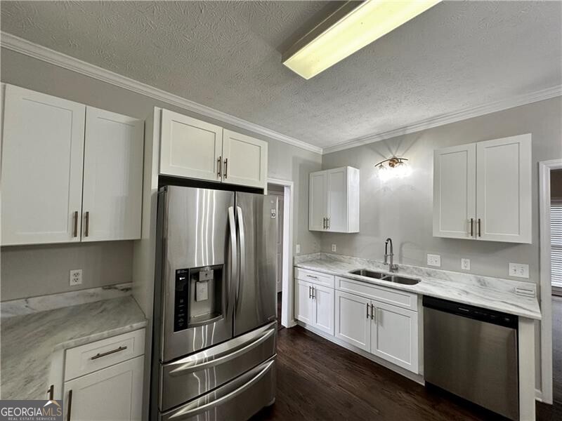 Stone Mountain, Georgia 30087, United States, 4 Bedrooms Bedrooms, ,3 BathroomsBathrooms,Residential,Active,129335