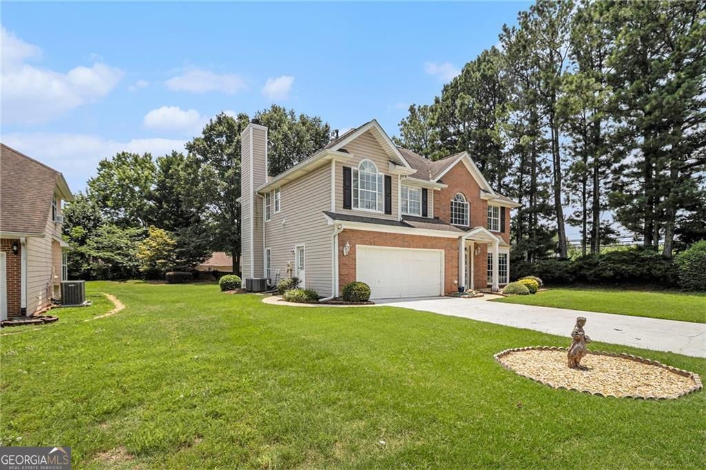Photo of 1900 Green Oak Circle, Lawrenceville, GA 30043 (MLS # 10769309)