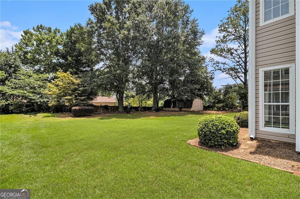 1900 Green Oak CIR