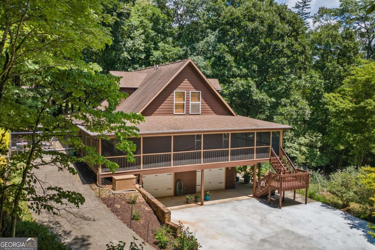 240 Rolling Hills DR