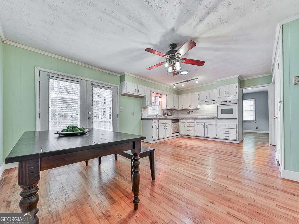 Photo of 1043 Oakdale Drive SE, Smyrna, GA 30080 (MLS # 10867122)