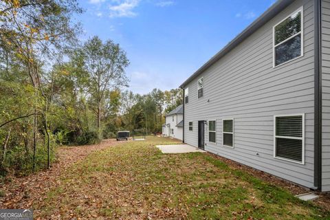 A home in Toccoa