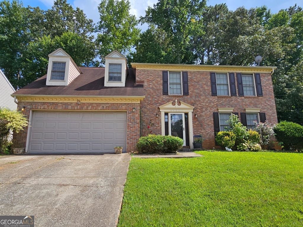Photo of 4933 Clubgreen Summit, Stone Mountain, GA 30088 (MLS # 10625228)