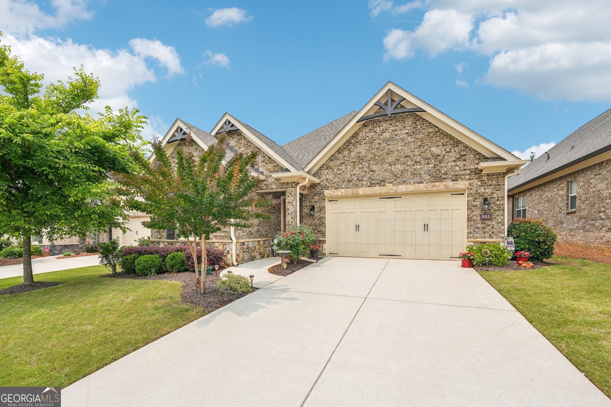 332 Rosshandler RD