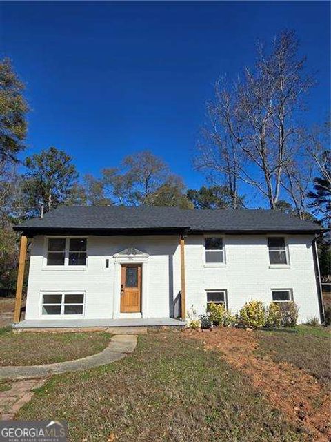 332 W Downing CT Jonesboro GA 30238