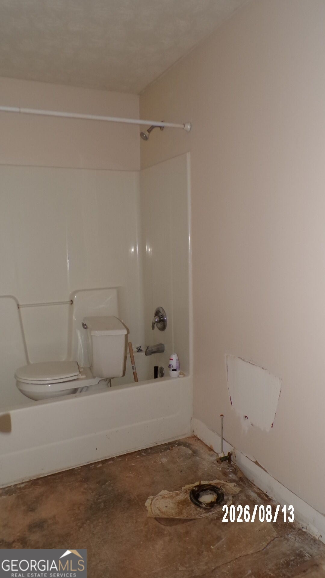275 Westchester CIR