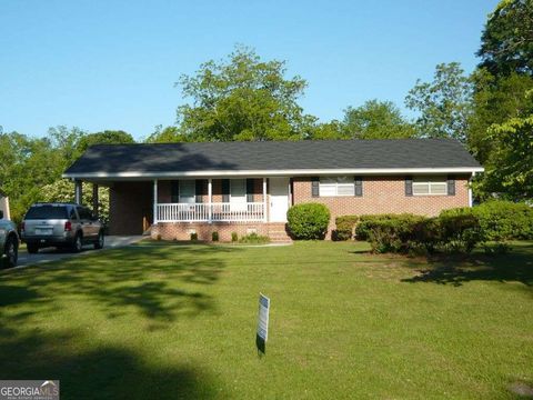 Photo of 208 Ball Street, Jackson, GA 30233 (MLS # 10666288)