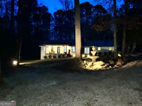 4360 SW Stonewall Tell RD College Park GA 30349