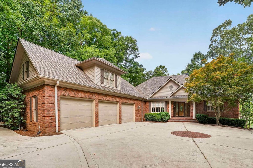 Photo of 229 Reynolds Drive, Eatonton, GA 31024 (MLS # 10819597)