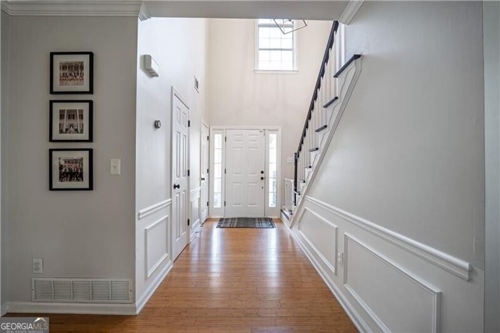 Photo of 1085 Rome Drive, Roswell, GA 30075 (MLS # 10690424)