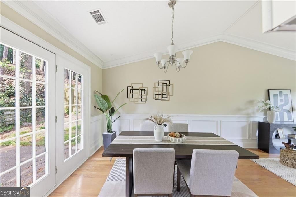 Photo of 310 Knoll Ridge Court, Alpharetta, GA 30022 (MLS # 10729014)