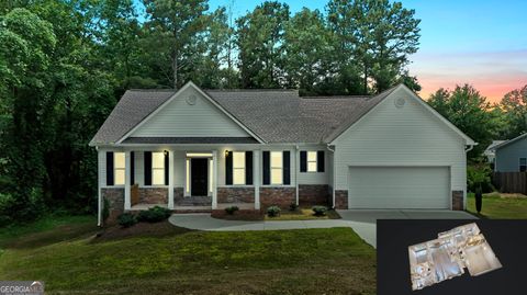 Photo of 504 Iris Way, Villa Rica, GA 30180 (MLS # 10553789)