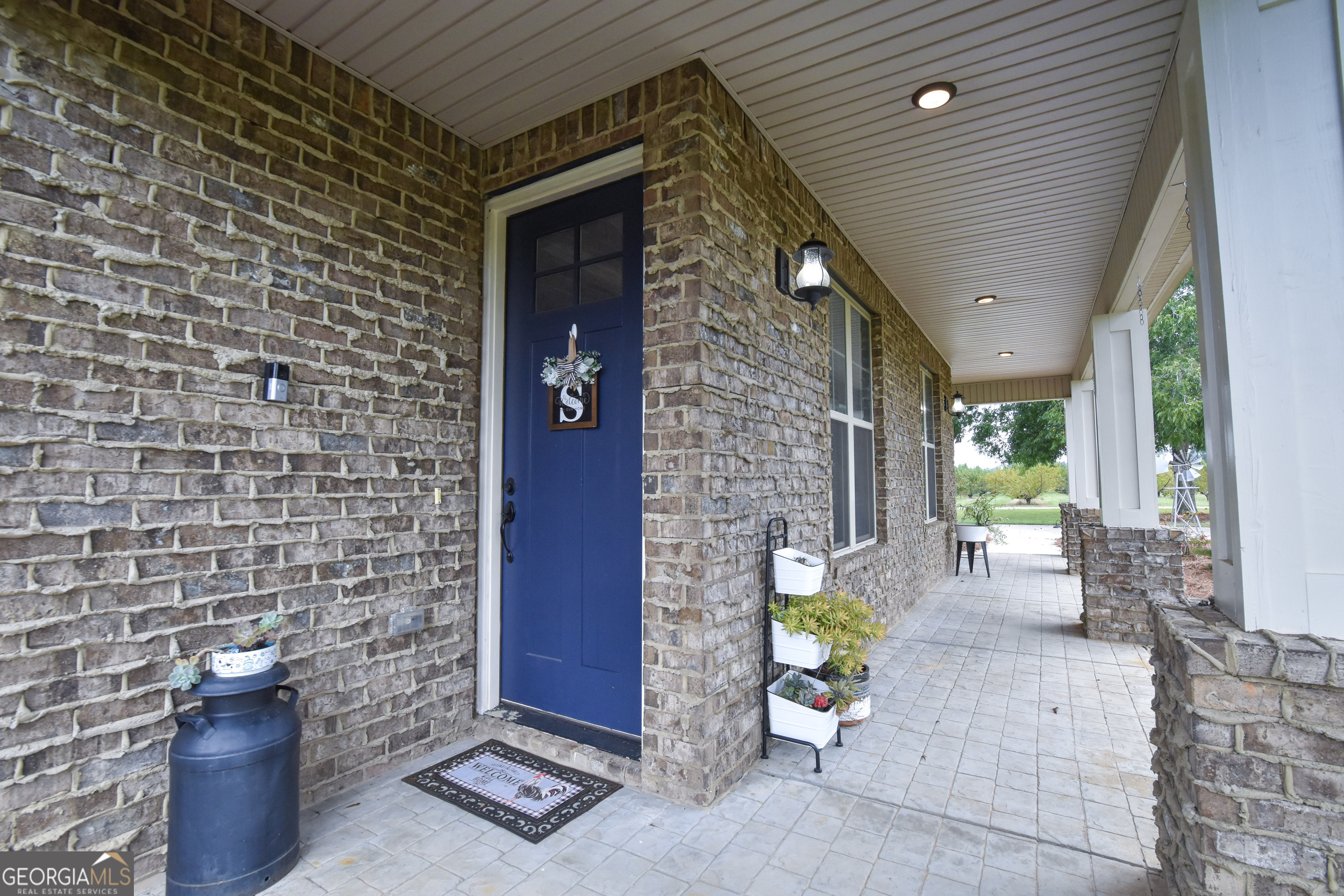 800 John E Sullivan RD