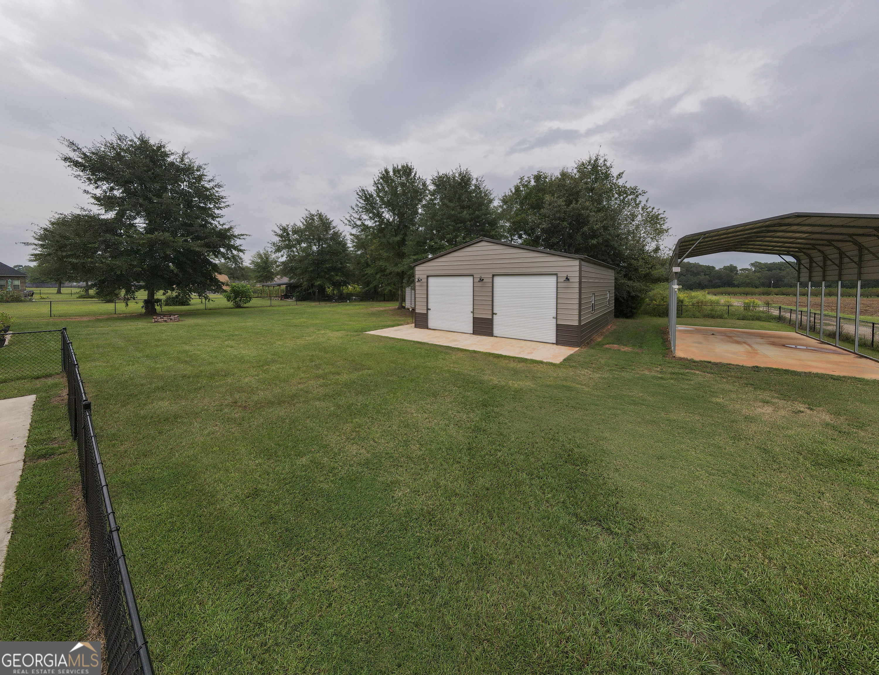 800 John E Sullivan RD