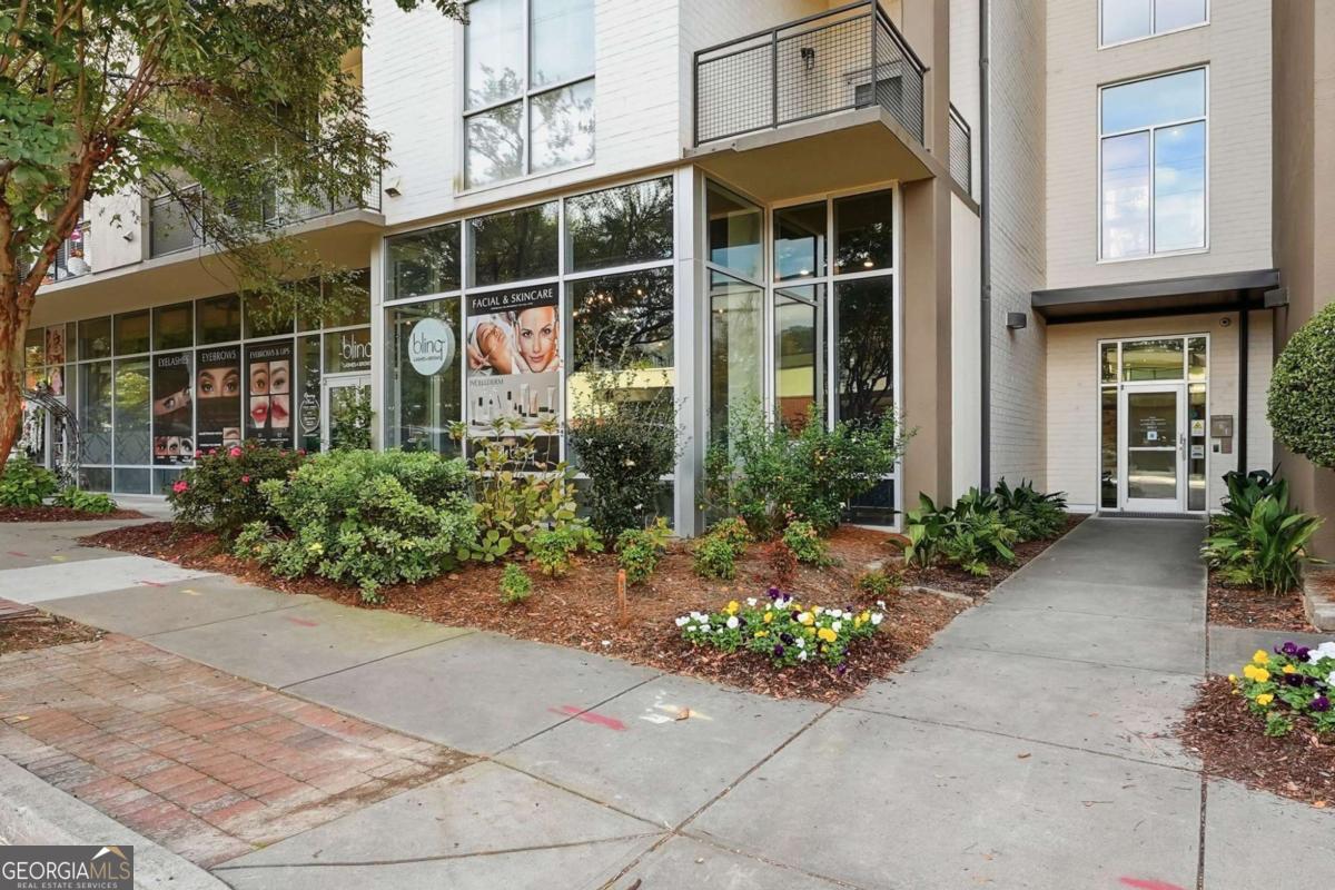 3400 MALONE DRIVE - Residential