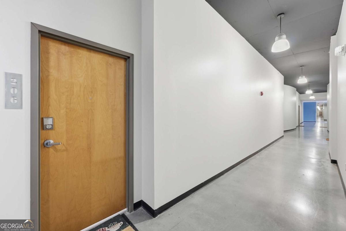 3400 MALONE DRIVE - Residential