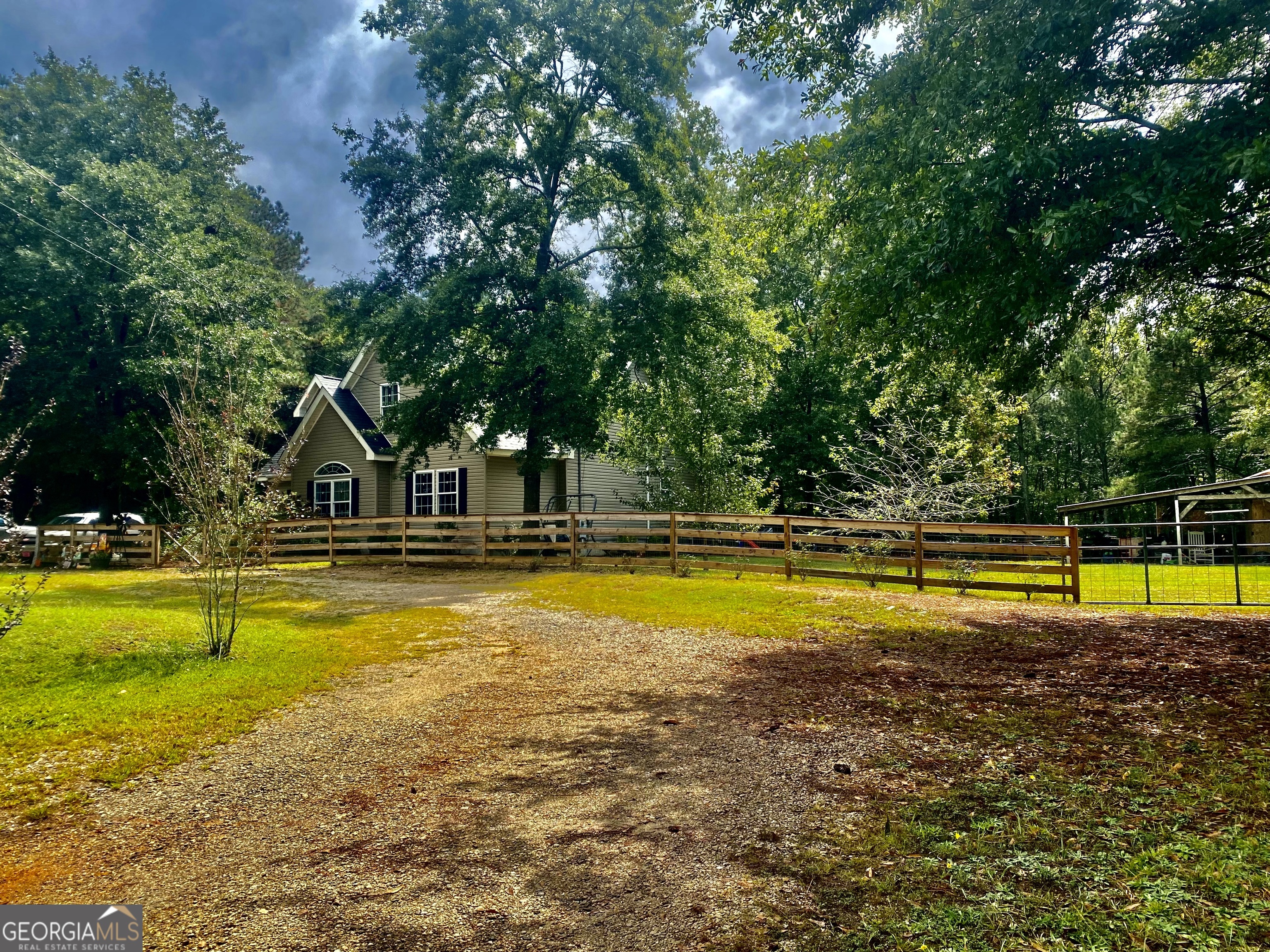 290 Poplar Creek RD