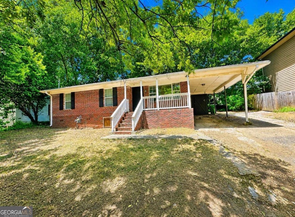 Photo of 1197 Foster Place NW, Atlanta, GA 30318 (MLS # 10811882)