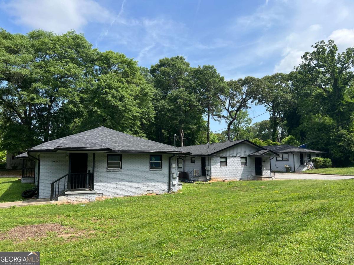 1347 Campbellton RD SW