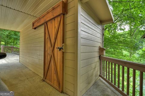 A home in Ellijay