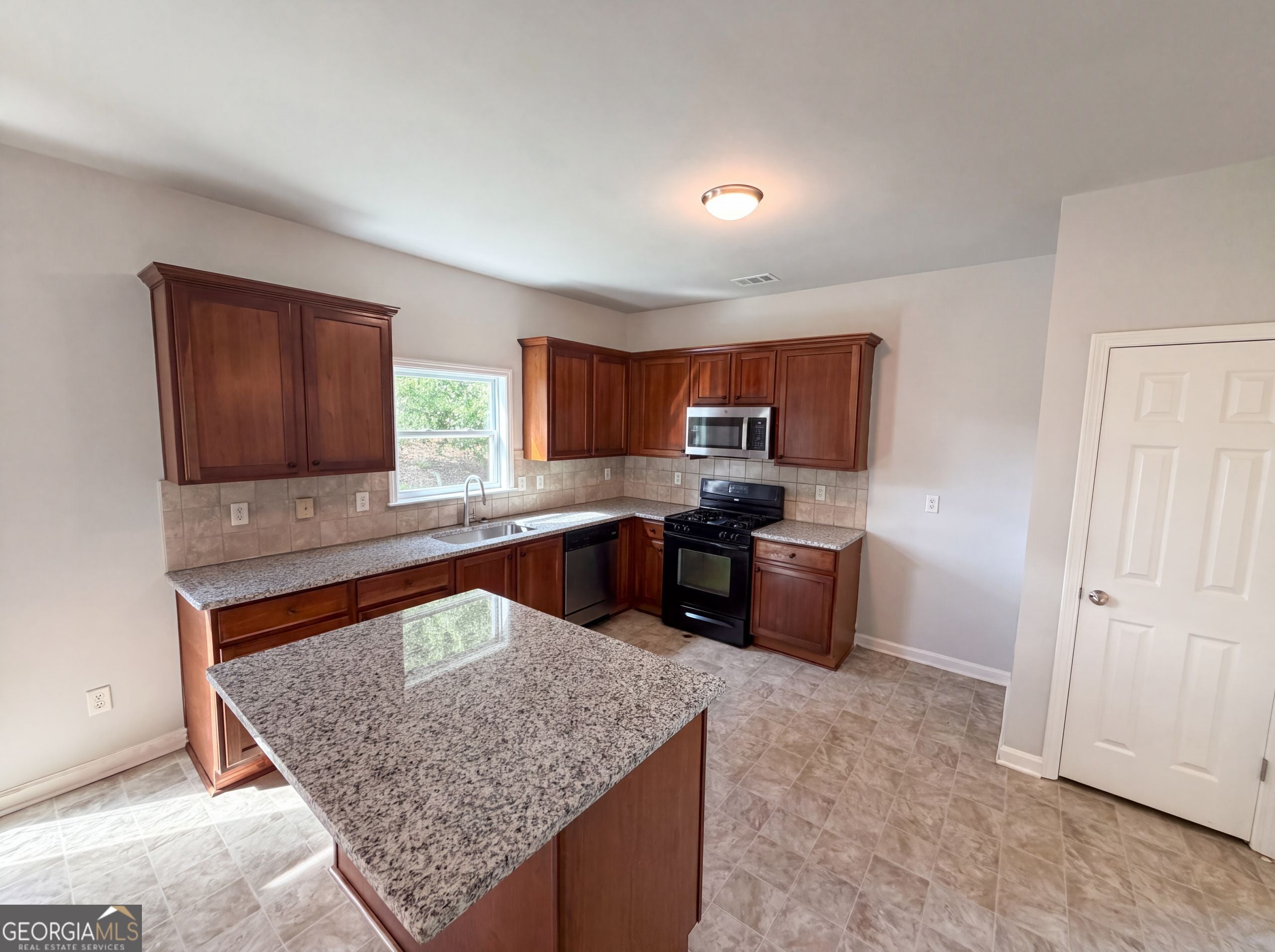 7328 Toccoa CIR
