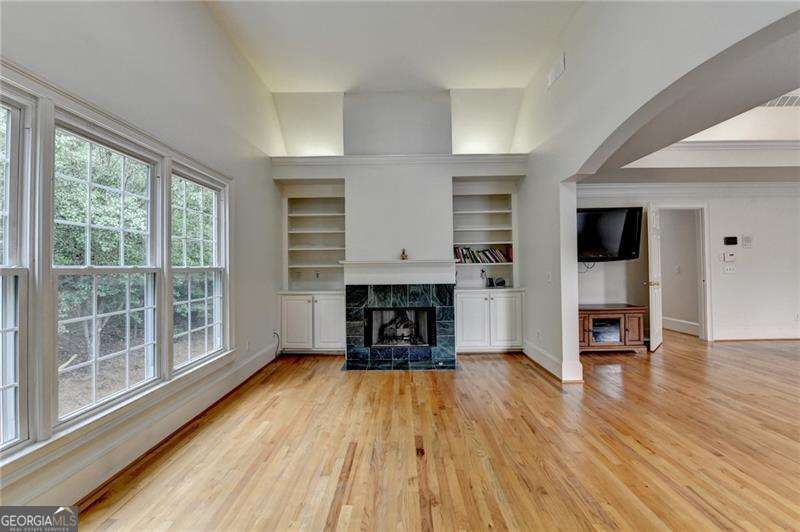 Seven Oaks - Residential