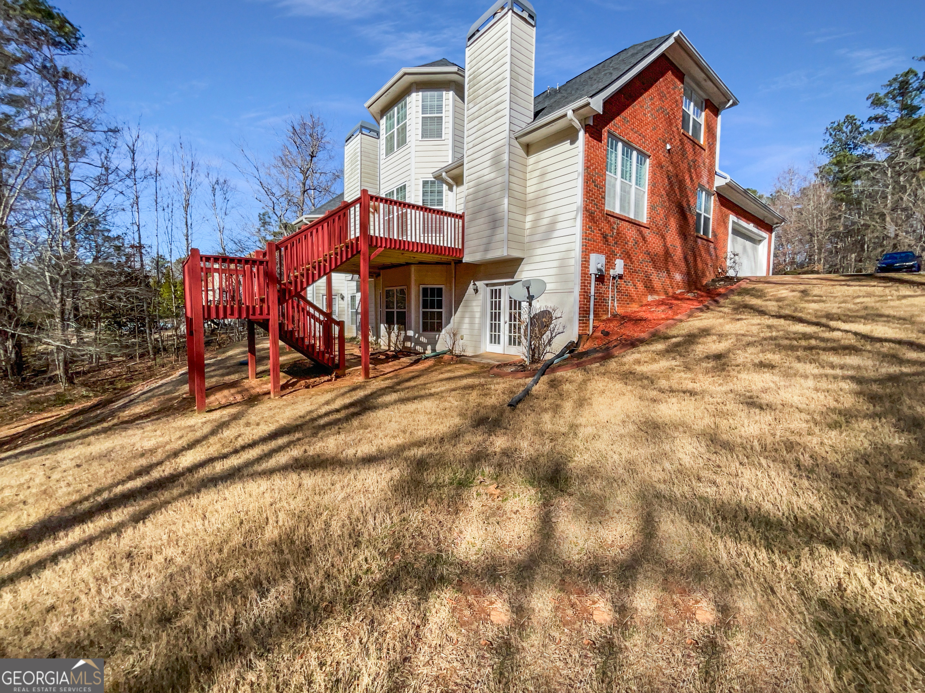 7465 Rolling Oaks DR